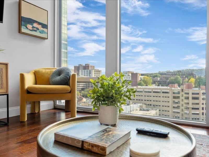 Apartment Cozysuites Roomy 1br, Ppg Paints Arena, Pitts *