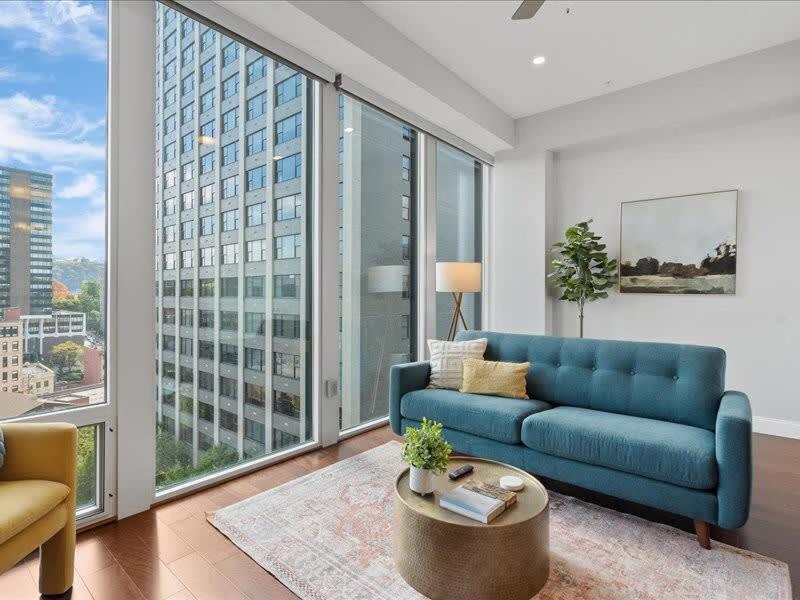 Cozysuites Roomy 1br, Ppg Paints Arena, Pitts * Pittsburgh